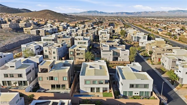 216 Glen Lee Street, Henderson, NV 89012