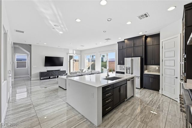 216 Glen Lee Street, Henderson, NV 89012