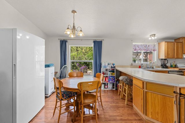 2558 Grimm Rd, Addy, WA 99101