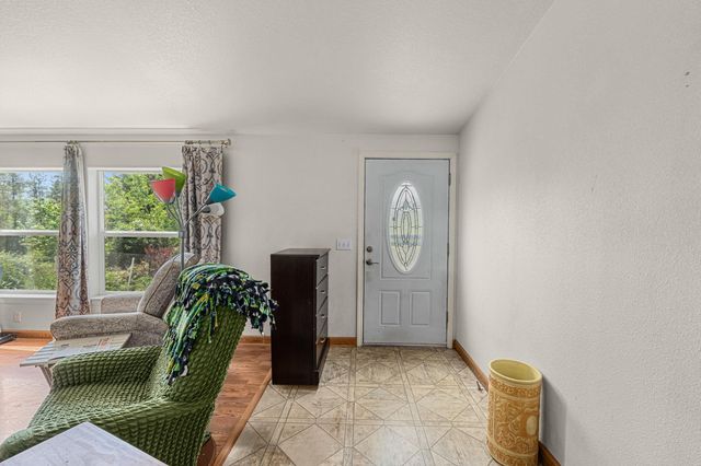 2558 Grimm Rd, Addy, WA 99101