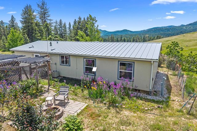 2558 Grimm Rd, Addy, WA 99101