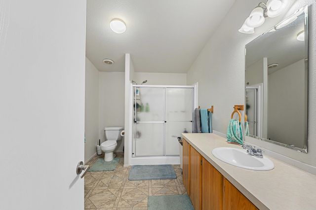 2558 Grimm Rd, Addy, WA 99101