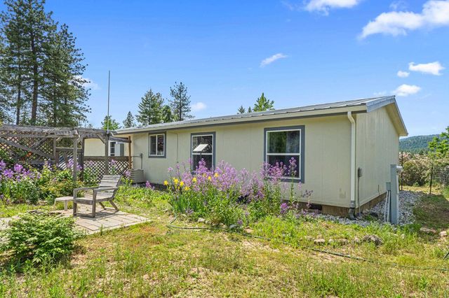 2558 Grimm Rd, Addy, WA 99101