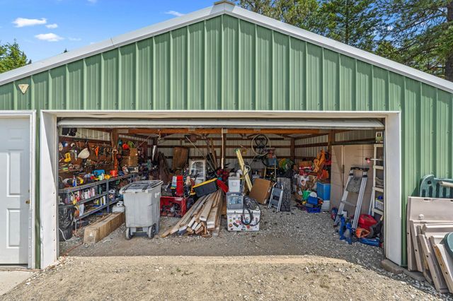 2558 Grimm Rd, Addy, WA 99101