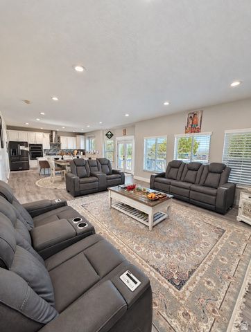 5664 W BOULDER CREEK RD, West Jordan, UT 84081