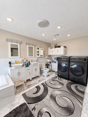 5664 W BOULDER CREEK RD, West Jordan, UT 84081