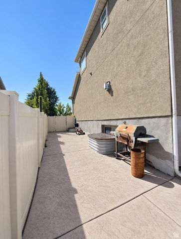 5664 W BOULDER CREEK RD, West Jordan, UT 84081
