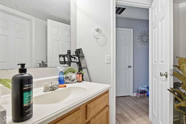 7746 Mountain Stream Way, Indianapolis, IN 46239