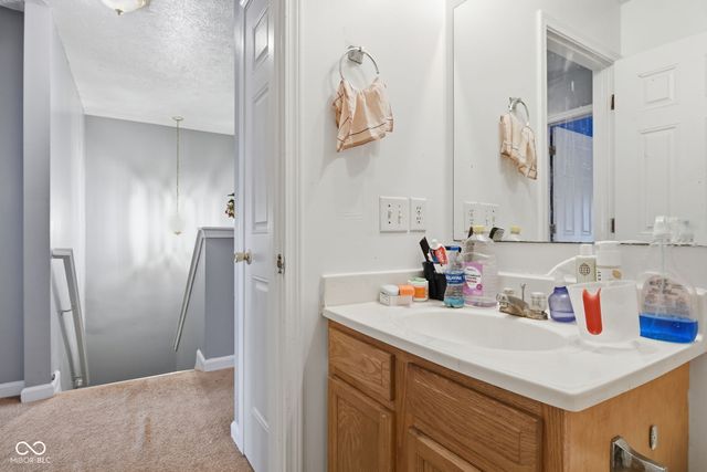 7746 Mountain Stream Way, Indianapolis, IN 46239