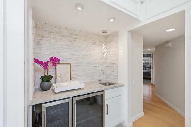 3718 Wooded Creek Drive, Farmers Branch, TX 75244