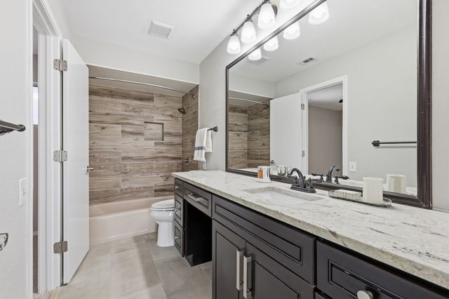 3718 Wooded Creek Drive, Farmers Branch, TX 75244