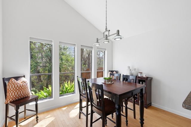 3718 Wooded Creek Drive, Farmers Branch, TX 75244