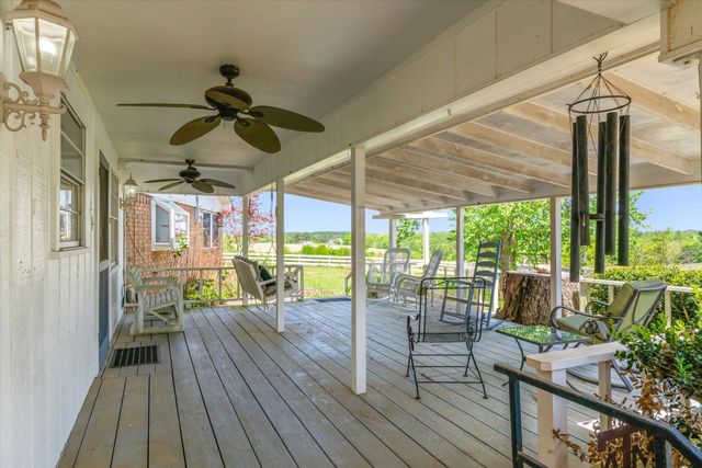 1421 Vz County Road 2319, Canton, TX 75103