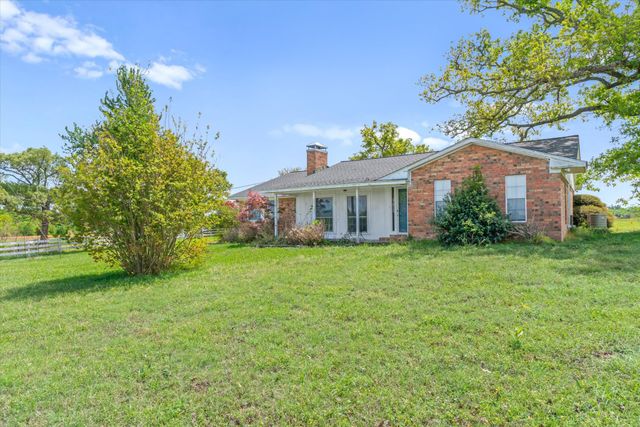 1421 Vz County Road 2319, Canton, TX 75103