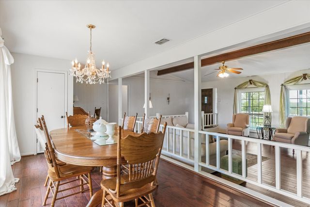 1421 Vz County Road 2319, Canton, TX 75103