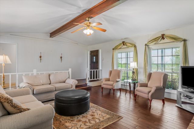 1421 Vz County Road 2319, Canton, TX 75103
