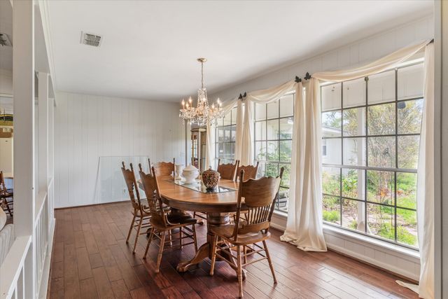 1421 Vz County Road 2319, Canton, TX 75103