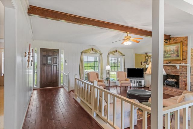 1421 Vz County Road 2319, Canton, TX 75103
