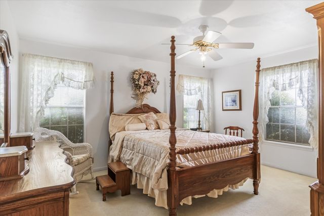 1421 Vz County Road 2319, Canton, TX 75103