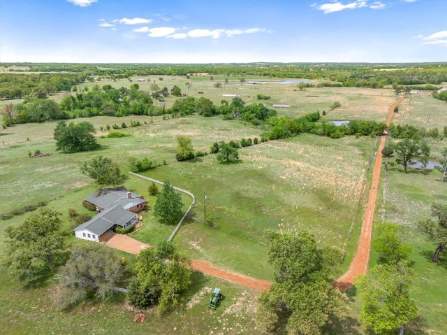 1421 Vz County Road 2319, Canton, TX 75103