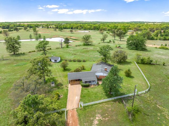 1421 Vz County Road 2319, Canton, TX 75103