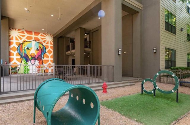 3333 Weslayan St Street 1252, Houston, TX 77027