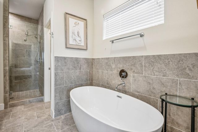 6314 Chelsea Falls Lane, Houston, TX 77008