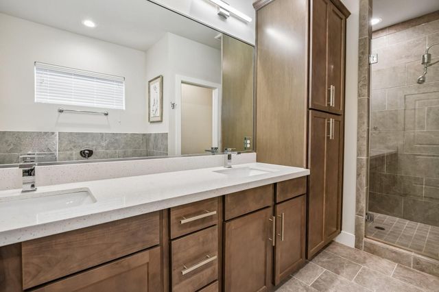 6314 Chelsea Falls Lane, Houston, TX 77008