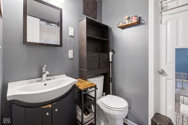 1803 W Fairlawn Way, Anderson, IN 46011