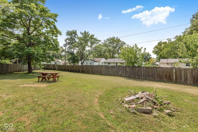 1803 W Fairlawn Way, Anderson, IN 46011