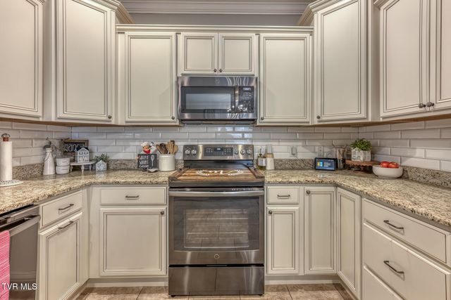 480 Manchester Place, Bristol, TN 37620