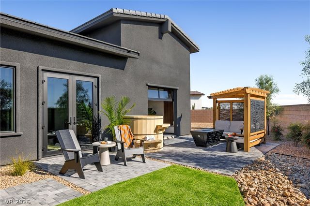 8585 Stange Avenue, Las Vegas, NV 89129