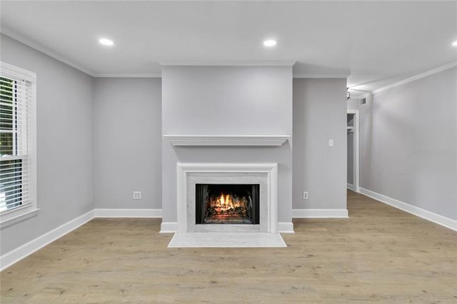 100 NW LA-Rue Place, Atlanta, GA 30327