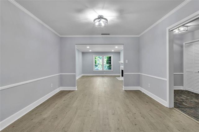 100 NW LA-Rue Place, Atlanta, GA 30327
