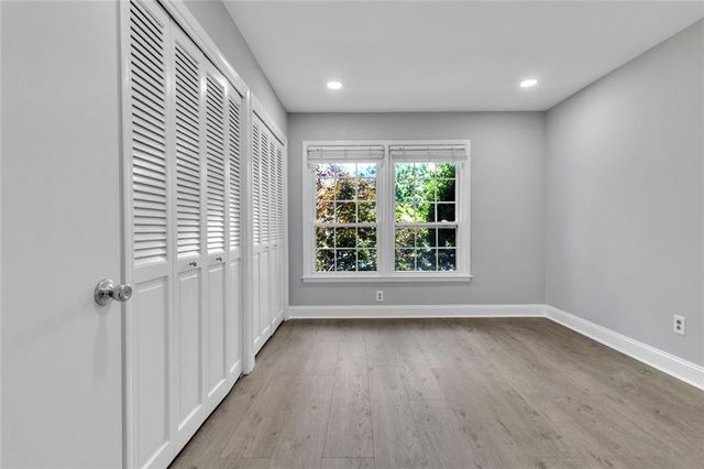 100 NW LA-Rue Place, Atlanta, GA 30327