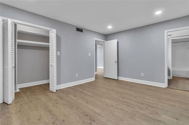 100 NW LA-Rue Place, Atlanta, GA 30327