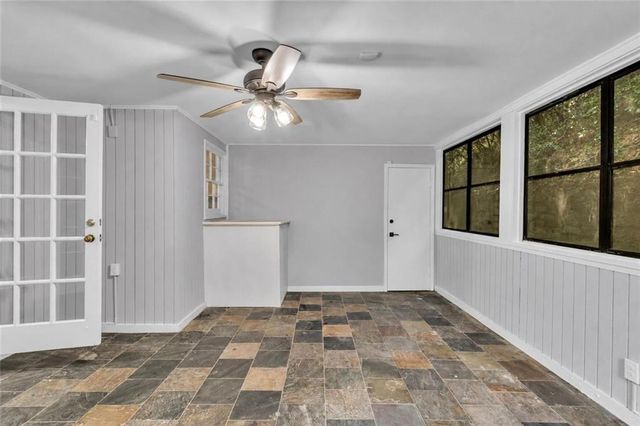100 NW LA-Rue Place, Atlanta, GA 30327