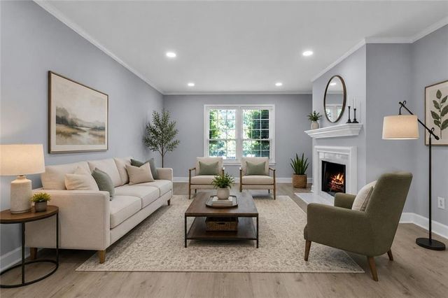 100 NW LA-Rue Place, Atlanta, GA 30327