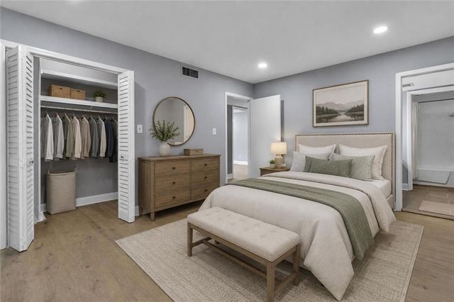 100 NW LA-Rue Place, Atlanta, GA 30327