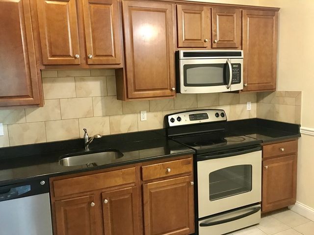 308 Moody Street 4, Waltham, MA 02453