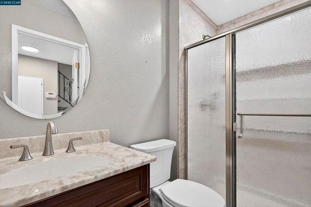 943 Hawthorne Dr, Rodeo, CA 94572