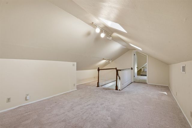 1138 N Edgefield Avenue, Dallas, TX 75208