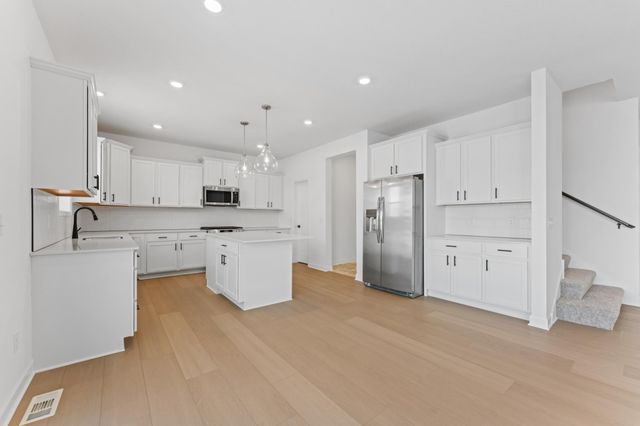 18566 Lincoln Street NW, Elk River, MN 55330