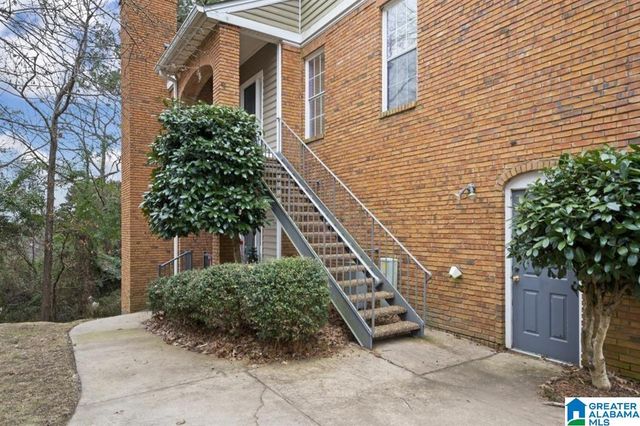 1965 Waterford Pl, Hoover, AL 35244