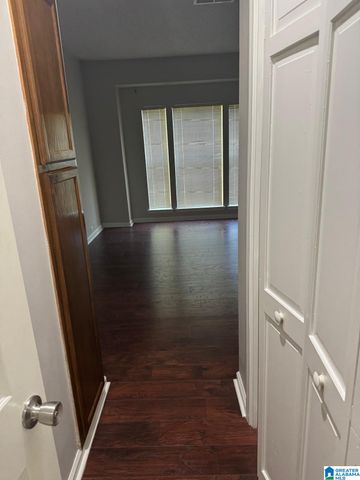 1965 Waterford Pl, Hoover, AL 35244