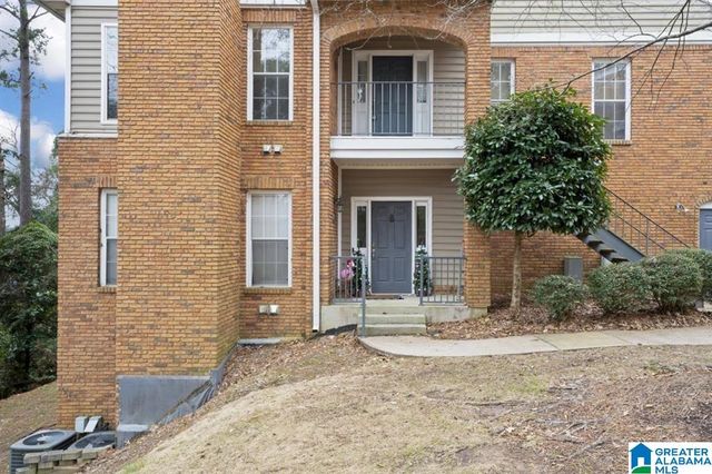 1965 Waterford Pl, Hoover, AL 35244