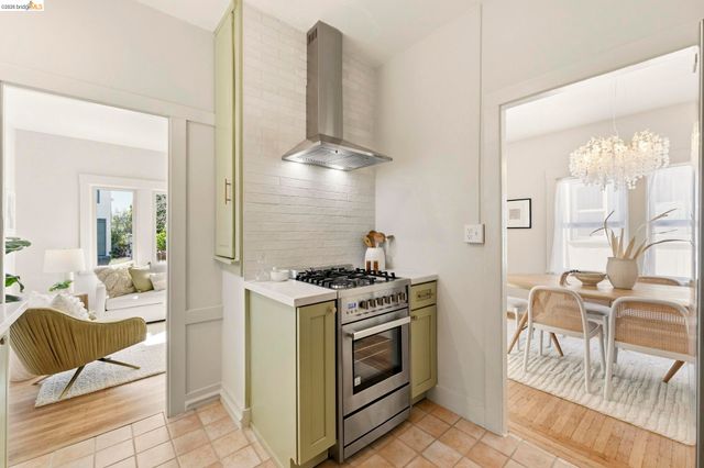 64 Ramona Ave., Oakland, CA 94611