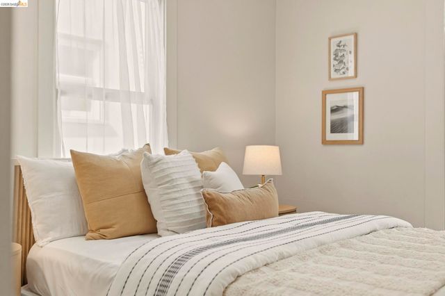 64 Ramona Ave., Oakland, CA 94611