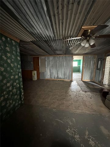 125 Robinson Street, Lake Bridgeport, TX 76426