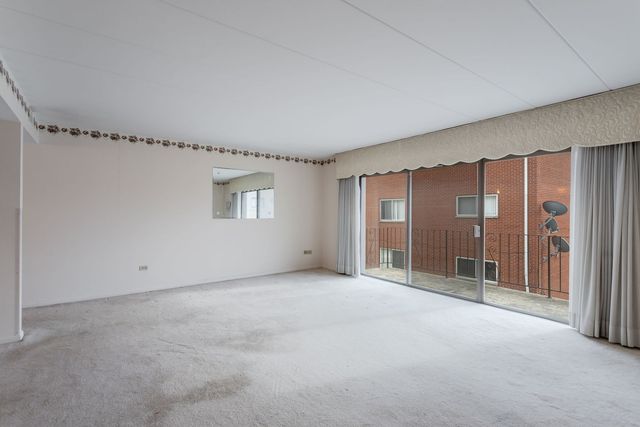 10416 Mansfield Avenue 2SW, Oak Lawn, IL 60453